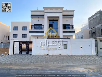 Classic two-story villa with a roof terrace, 6 master bedrooms, including electricity, water, regis