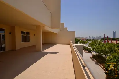 Spacious 2 Bedroom Apartment Available For Rent