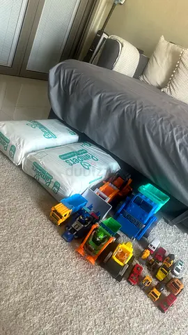 pampers pants size 4 and toys for free!! take now