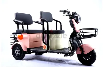 3 wheels electric scooter like zero kms
