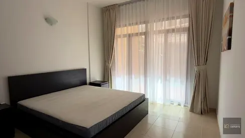 BIGGER LAYOUT | DIRECT ACCESS TO POOL AND GYM