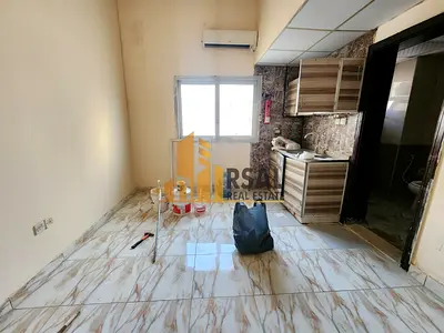 Lavish Studio/Open Kitchen/Family Building/Near Ambassador School