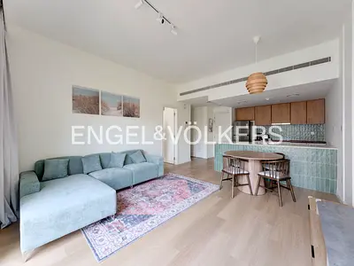 Upgraded | Fully Furnished | Chiller Free