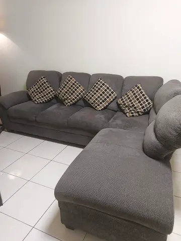 Grey L-shaped Fabric Sofa with Chaise - Comfortable 4-Seater