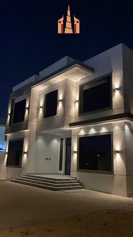 4 Bed room 2 Hall Majlis gardan maids room parking new Villa