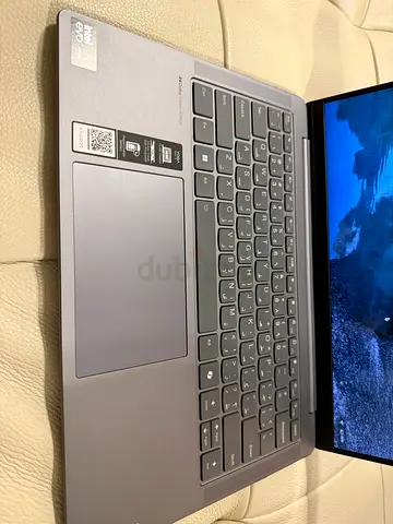 Yoga Slim 7i 14 AI Laptop