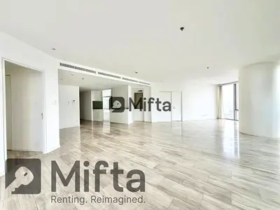 Higher Floor | Creek Views | Maid’s Room
