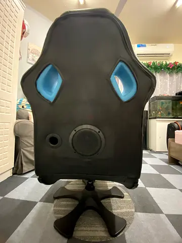 Gaming Recliner Chair with Built-in Speakers and Lumbar Support