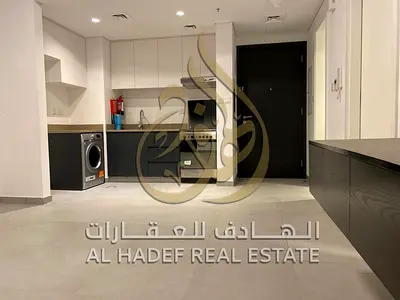 🏠 للإيجار في الشارقة – الجادة | غرفة وصالة | شقق حديثة | جيم ومسبح | باركنج وقريبه من جميع الخدمات