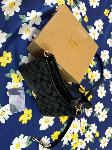 Coach Signature Canvas Small Crossbody Bag with Strap - Black/Charcoal