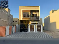 Villa directly from the owner, personal finishing, on a main street, close to all services, freehol