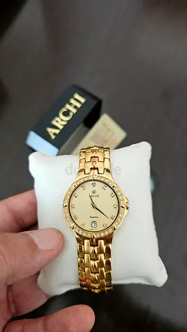 RARE PIECE ARCHI SWISS QUARTZ