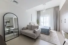 Fully furnished studio | Fresh &amp; ready to move in
