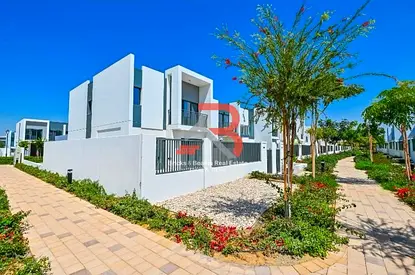 4BR Villa | La Rosa 3 | Private Garden View