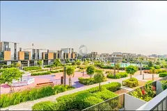 Single Row | Directly On Pool &amp; Park | G + 1