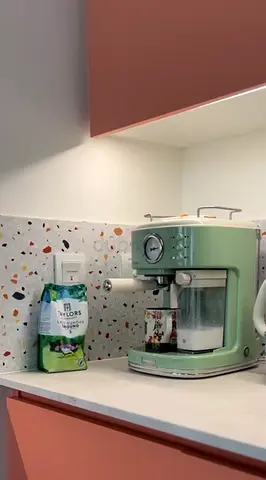 Ariete Vintage Pump Espresso Machine In Green