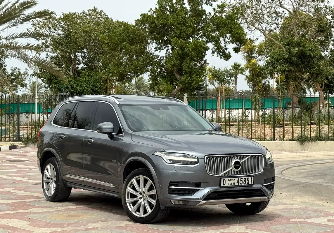 Volvo XC90 2016 — photo 1 of 17