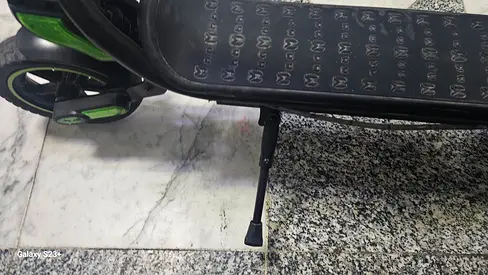 Electric scooter mt650