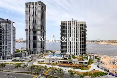 Low Floor | Large Layout | Waterfront View