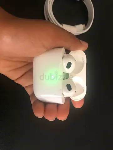 Apple AirPods Pro (1stgen) - Good Working Condition with Case and Cable 2 week used no ear wax