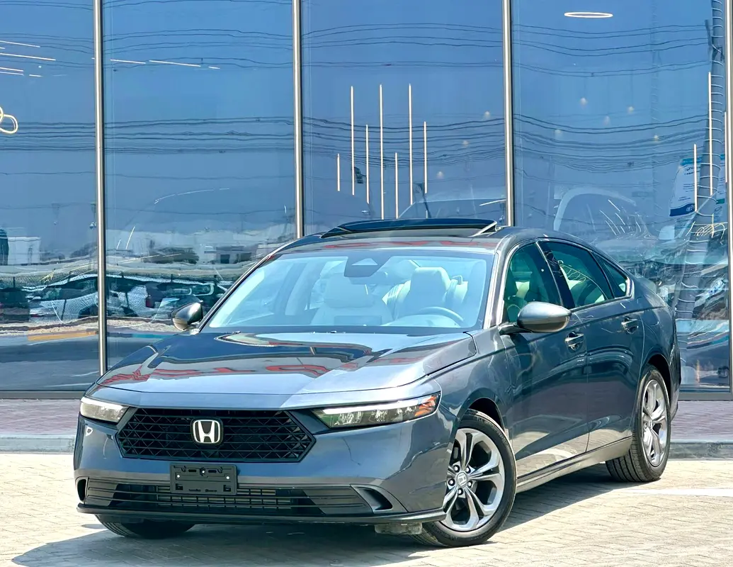 Honda Accord 2024 — photo 1 of 14