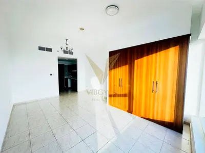 Investor Deal Mid Floor | Open View Studio Unit