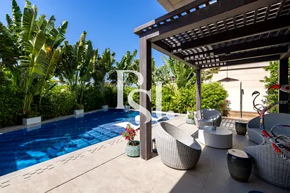 Upgraded Single-Row Villa|Stunning Sea View!!
