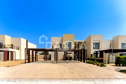 Vacant | Single Row | Terrace | First Floor