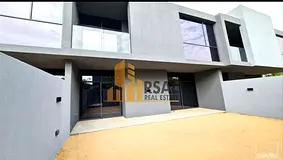 Luxurious spacious 4 Bedroom Townhouse with maid room and All Amenities