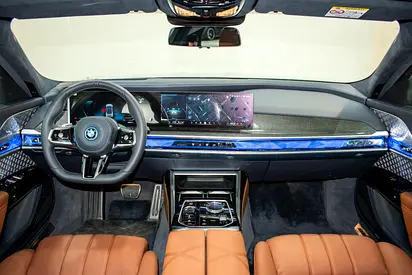 2026 BMW I7 — фото 8