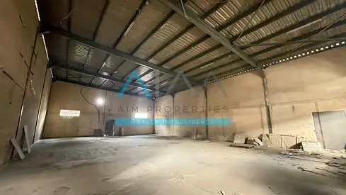 مستودع مع ساحة | رأس الخور الصناعية 2 | مثالي للتخزين