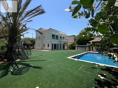 Corner villa | Massive plot | Private pool