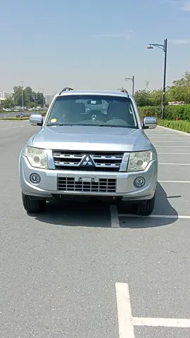 Mitsubishi Pajero V6 3.5 GLS 2014 GCC Specs Lady Driven