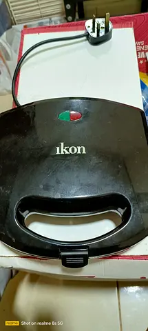 Ikon Sandwich Maker / Sandwich Toaster - Used, Working