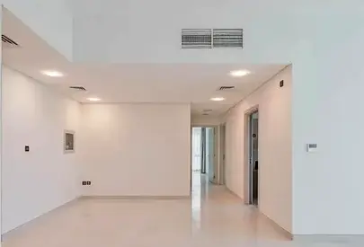Perfect Layout 2br+Maids! Chiller Free