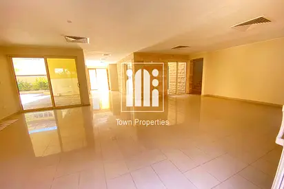 Corner Townhouse 4 Bedrooms + Maid | Featured Community |