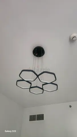 Modern Hexagonal LED Ceiling Light - 5-Panel Pendant