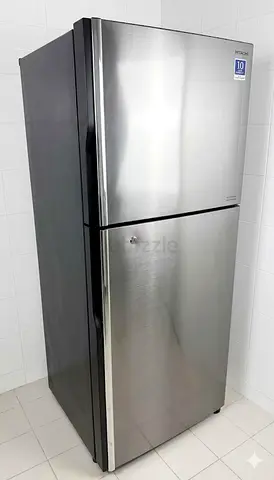 Stainless Steel Top-Freezer Refrigerator - Excellent Condition