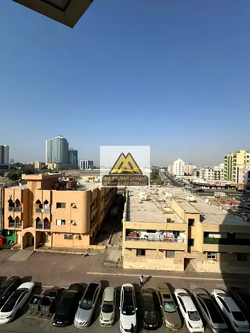 استديو واسع وشامل المواقف للإيجار في أبراج الفالكون عجمان – إطلالة مدينة (City View)