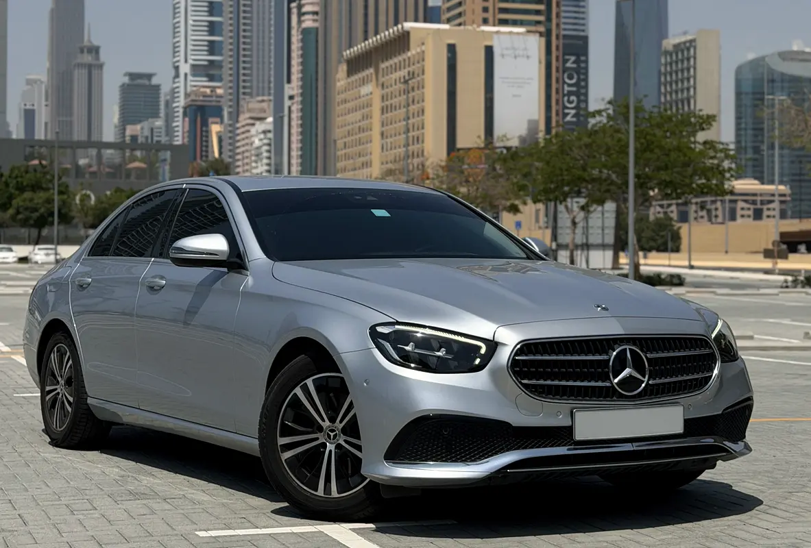 Mercedes-Benz E-Class 2021 — photo 1 of 18
