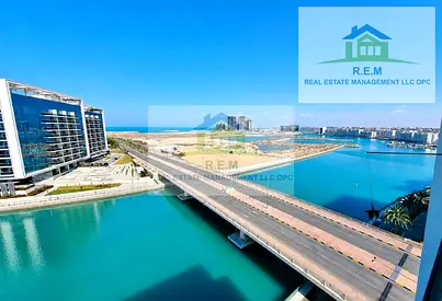 Elegant 1BR Waterfront Apartment | High Floor |