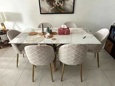 Dinning Table with 6 chairs for sale