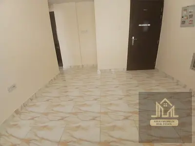 Ready to move apartment available prime location near safari mall