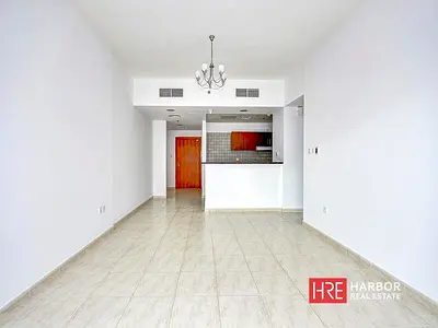 Spacious 1 BR | High Floor | 2 Cheques
