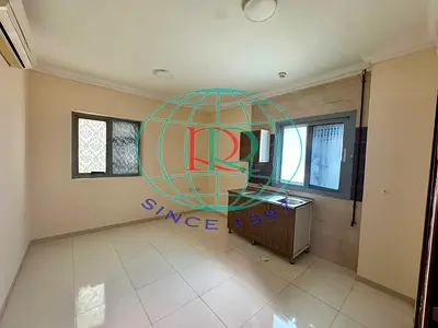 STUDIO FLAT WITH SPLIT DUCTED A/C AVAILABLE IN AL QULAYAAH AREA OPPOSITE OF AL TASHEEL TYPING CENTRE