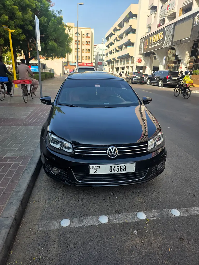 Volkswagen Eos 2014 — photo 1 of 6