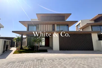 Prime location G+2 4br | Huge plot| Vacant