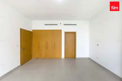 Ready to move | large layout | multiple cheques