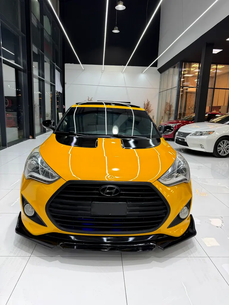 Hyundai Veloster 2017 — photo 1 of 8