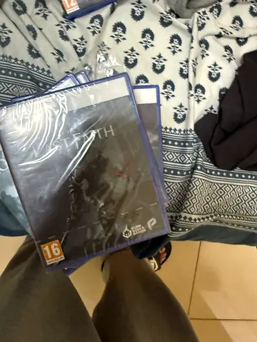Lot of PlayStation 4 games (sealed cases) - used collection